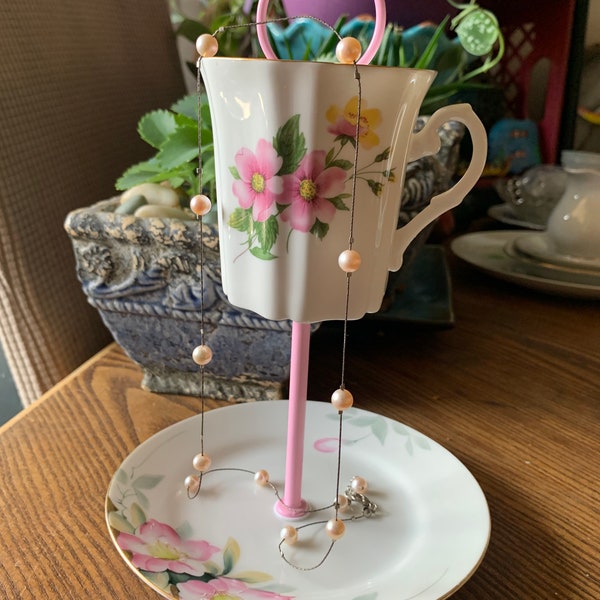 Rose cup jewelry holder