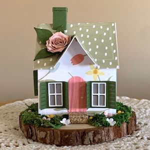 Frühling Minihaus, Frühling Dekor, Frühling Putzhaus, Frühling Papierhaus, Osterhaus, Frühling Tier Tablett Dekor