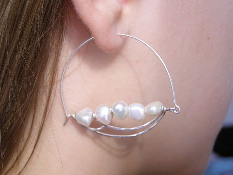 Hammered Hoops Earrings with natural Pearls Sterling Silver Wedding Earrings Bohemian earrings Boho Style