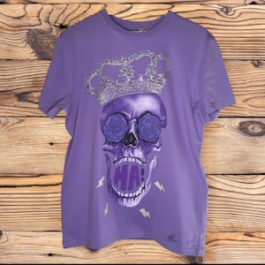 Skull handpainted unisex cotton tshirt/Fiber arts shirt