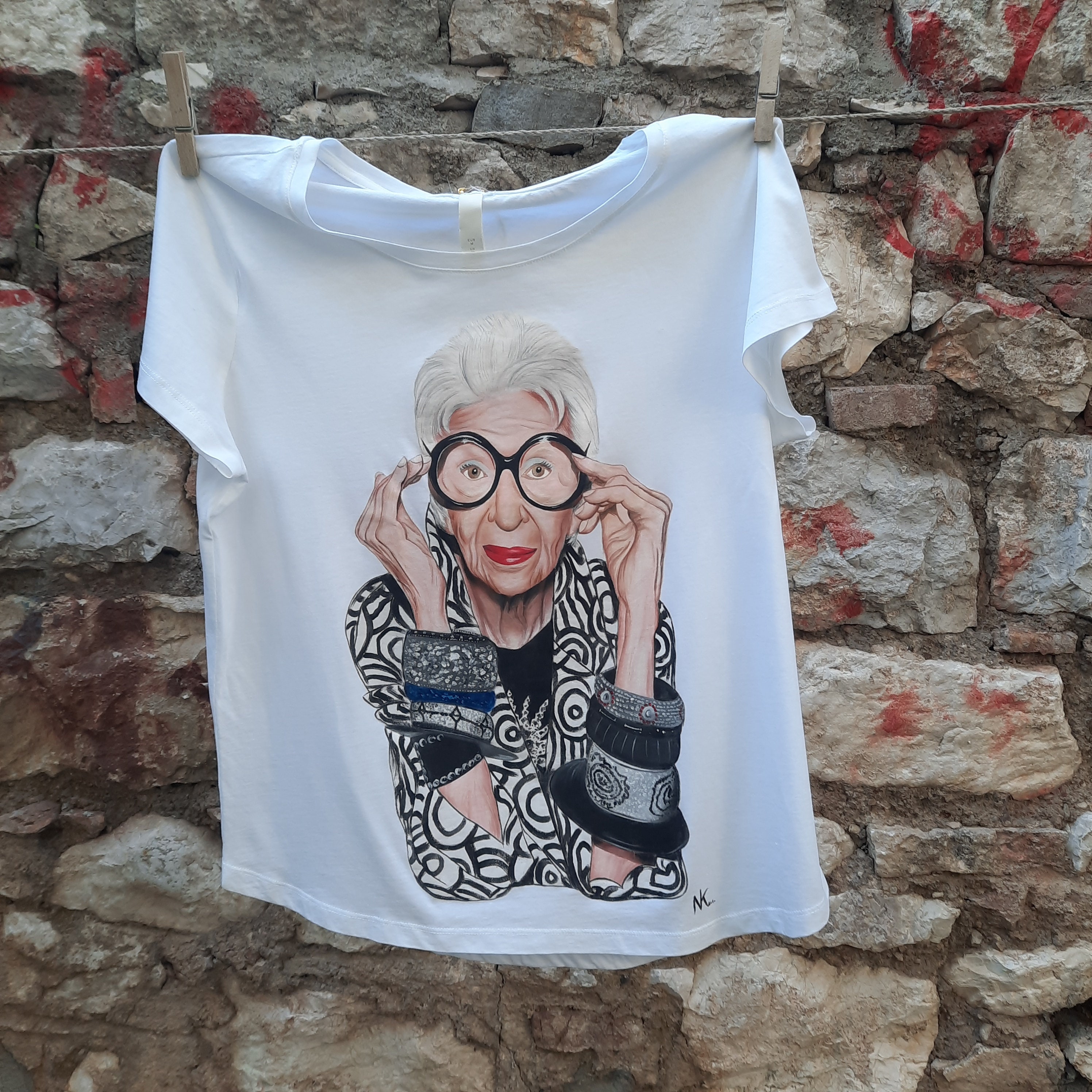 Cayo Disfraces Confuso Iris Apfel camiseta de pintura a mano / Iris top / camiseta de - Etsy México