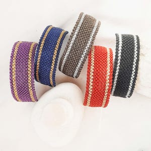 Pulsera minimalista de macramé/Arte de macramé/Arte de fibra