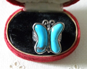 Modernist Sterling Silver Turquoise Butterfly Ring - Size 6 3/4 US