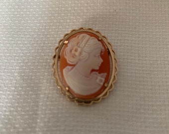 Sweet Gold Filled Cameo Pin