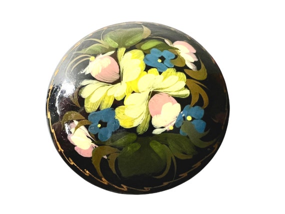 Russian papier-mâché hand painted lacquered pin - image 1