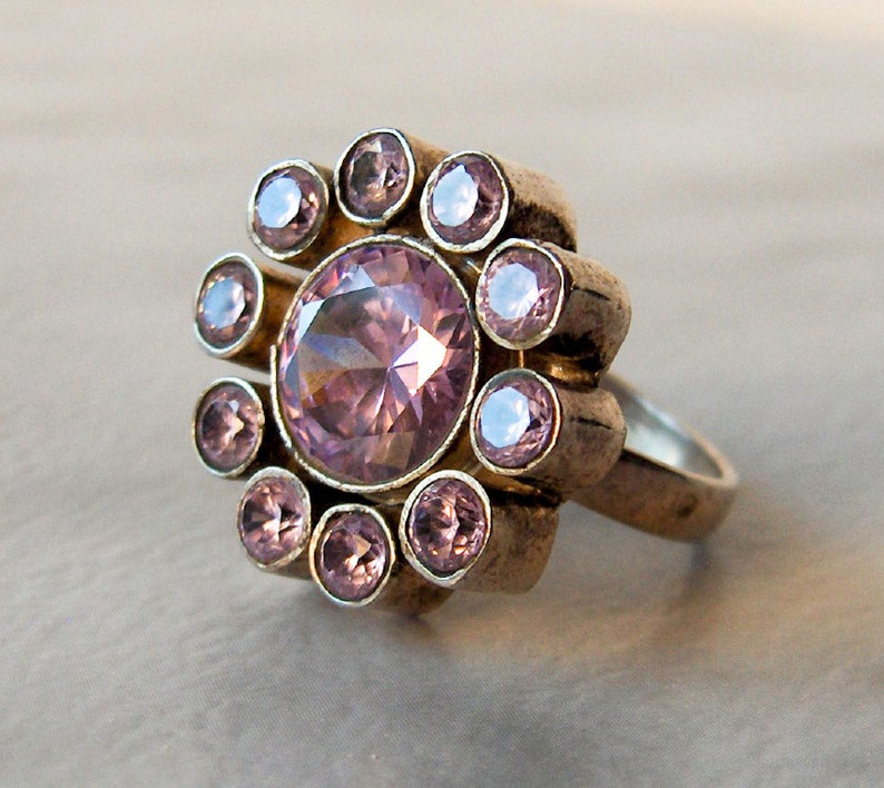Light Purple cubic zirconia s Size 8.5 Sterling Silver Purple Flower Ring Band Statement Big /& Bold
