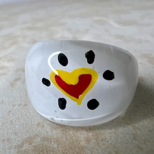 Vintage White Lucite Bubble Dome Ring   Size 6.5 Pop Art