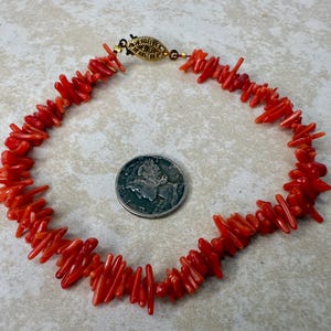 Vintage Red Branch Coral Bracelet 8.5&quot; Natural Beaded Strand Gold Tone Clasp
