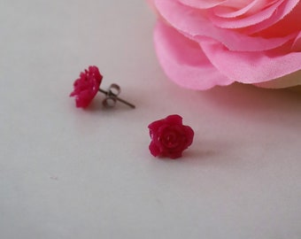 Earrings made of epoxy resin - Small roses in pink