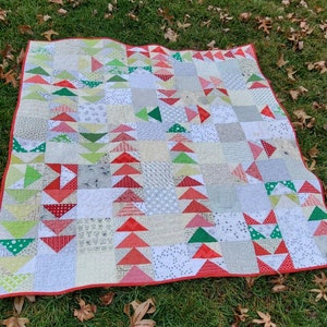 Flying Home for Christmas Quilt Pattern | Festive Holiday Quilt | Beginner-Friendly | Fat Quarter Friendly | PDF Instant Download