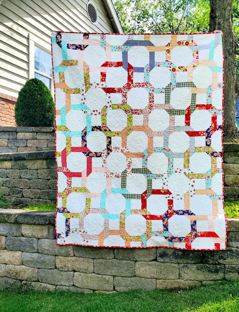 Scrappy Twists & Turns Quilt PDF Pattern – Fat Quarter Friendly Modern ...