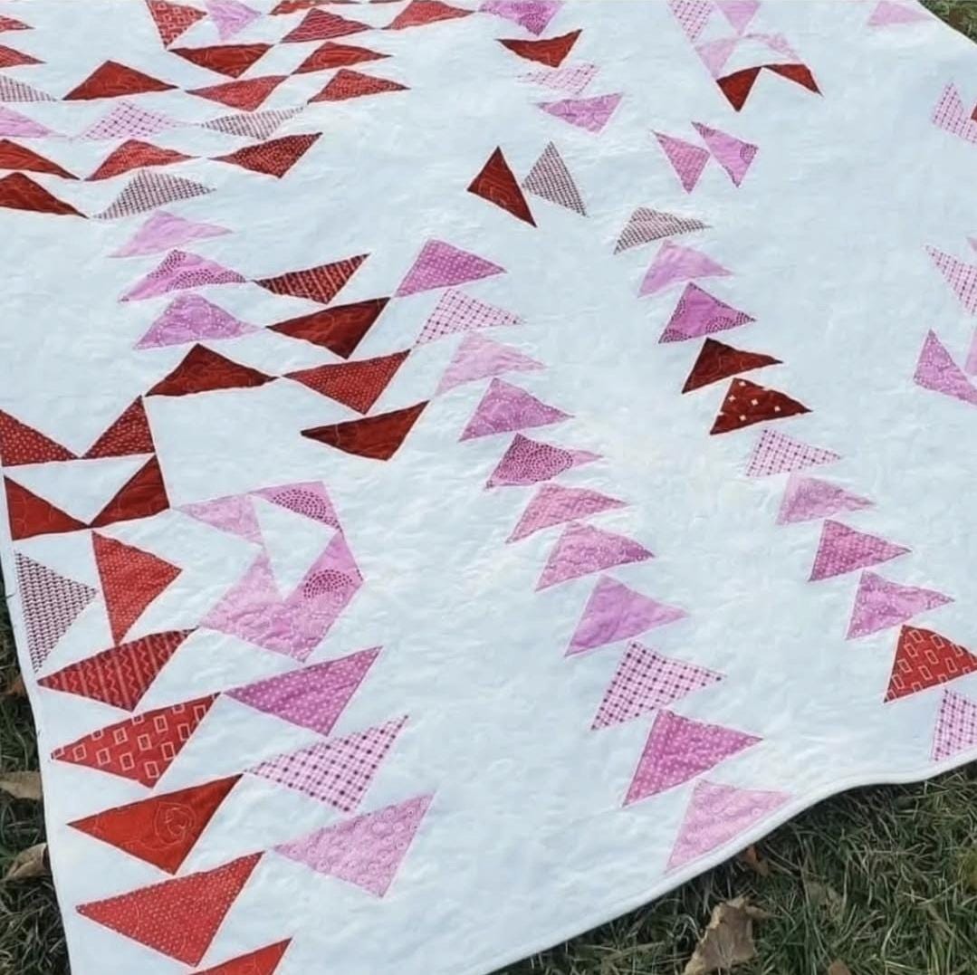Flying Home Quilt PDF Pattern – Modern Geometric Quilt – Fat Quarter ...