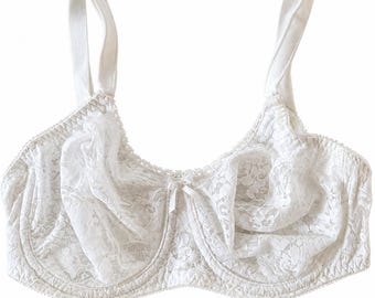 Vintage Bali Ivory Floral Lace Underwire Bra 34C Cottagecore Lingerie