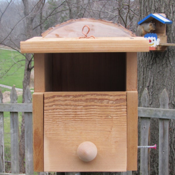 Cedar Carolina wren nest box, front opening