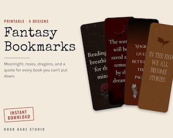 Könnte beinhalten: Vier rechteckige Lesezeichen mit Fantasy-Motiven. Die Lesezeichen zeigen dunkle Farbpaletten, darunter Schwarz, Dunkelrot und Braun, mit Illustrationen einer roten Rose, einer Mondsichel, einer Hand und einer Drachensilhouette sowie Text.