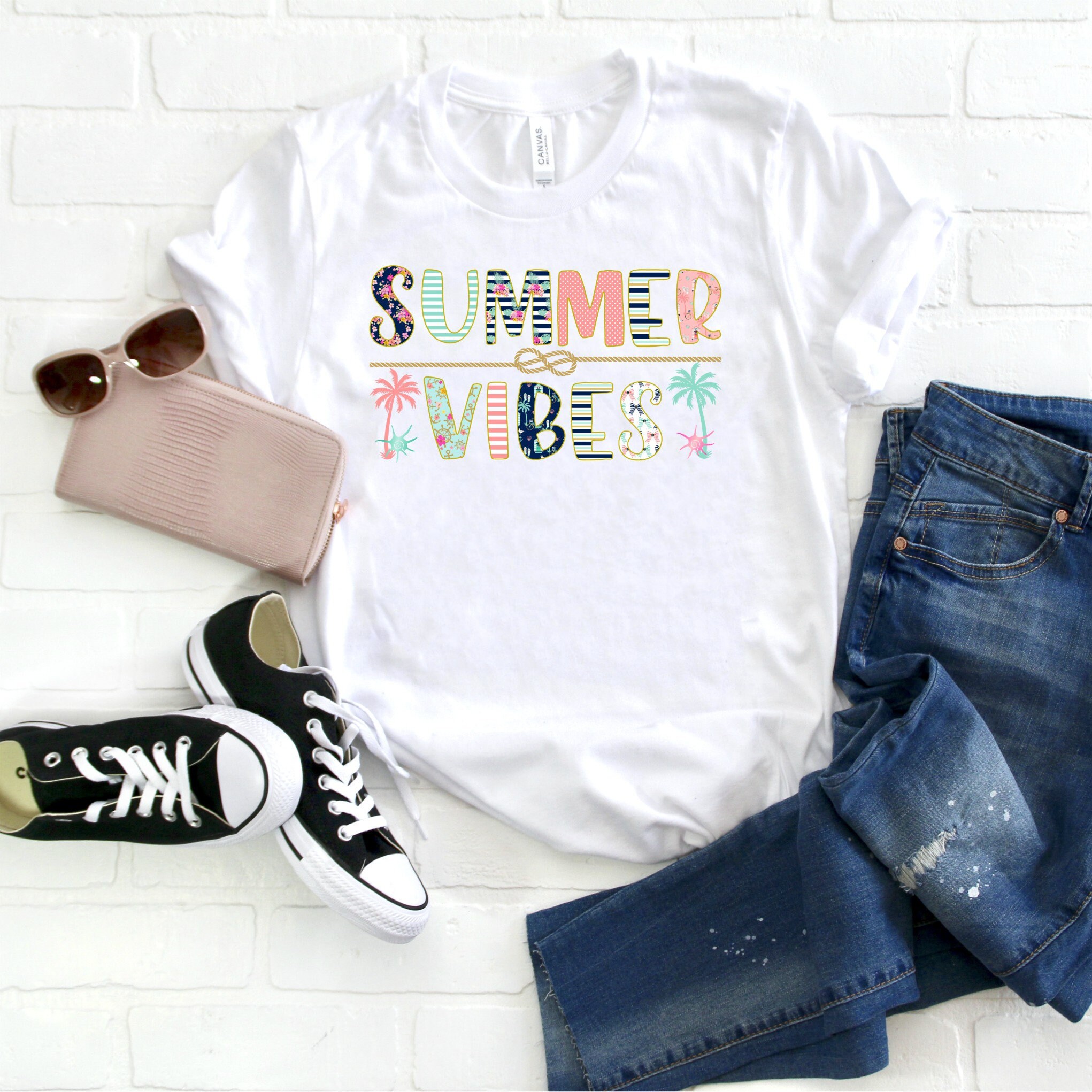 Beach Shirts for Women With Saying Summer Vibes Printed on a