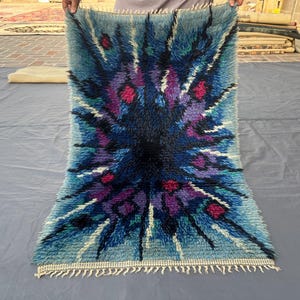 2'7x4'3 ft Handmade Moroccan Wool Shaggy Rug, Blue Purple Abstract Carpet, Long Pile Small Area Rug for Bedroom Entryway Bathroom Boho Decor