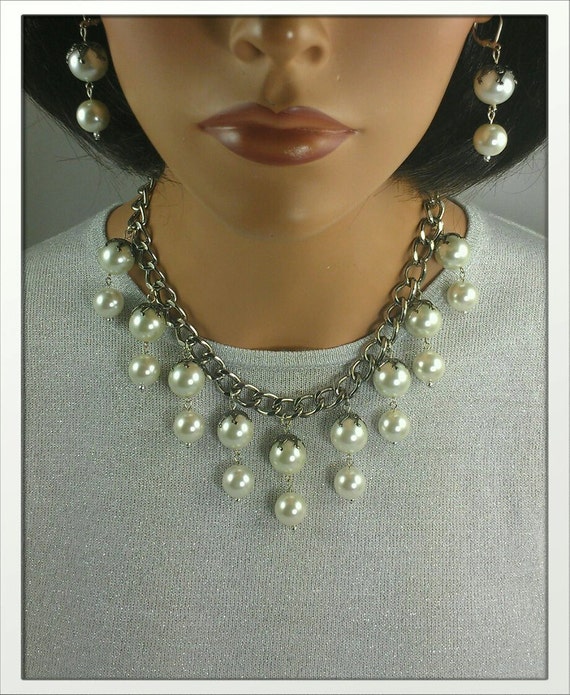 caroline channing necklace