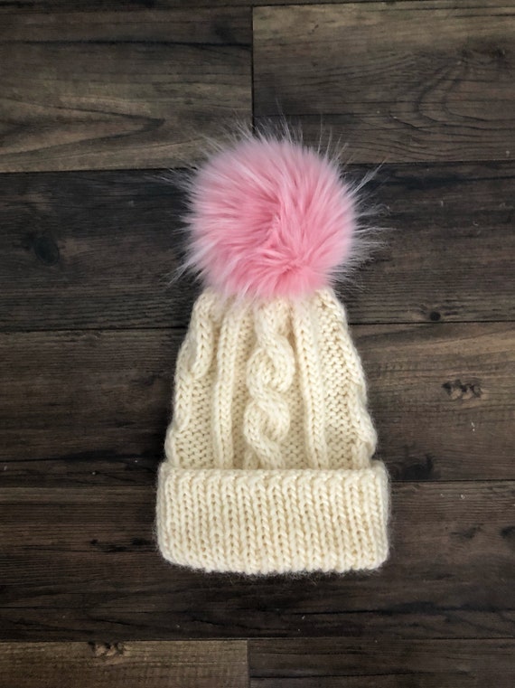 Winter-white Cable Knit Hat With Pink Faux Fur Pom Pom  display picture 3
