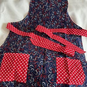 Apron, 4th of July Apron, Ladies Aprons, Reversible Apron, Patriotic Apron, NEW