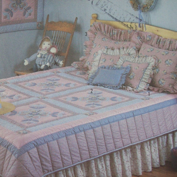 Simplicity 8604, Full / Queen Sized Quilt, Dust Ruffle, Pillow Sham, Pillow Cover, UNCUT