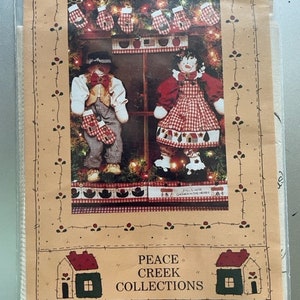 Mr and Mrs Snow Mitten, Peace Creek Collections, 24 Inch Dolls with 4 Seasonal Button On, NEW