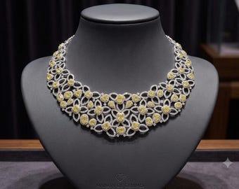 Collana extra large a forma di fiore con diamanti bianchi e gialli da 41,31 carati totali – Collana in oro bicolore 18 carati