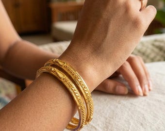 Set di bracciali rigidi in oro massiccio 22 carati – Gioielli tradizionali indiani per matrimoni (39,62 g)