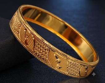 Bracciale Kada in oro giallo 22 carati con taglio a diamante – Gioiello tradizionale da sposa