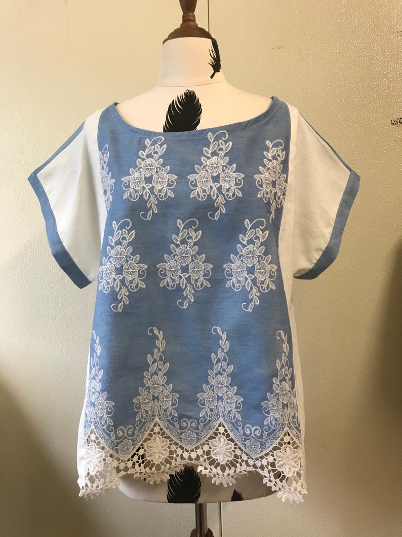 Size 14-16 DenimnLace tee top