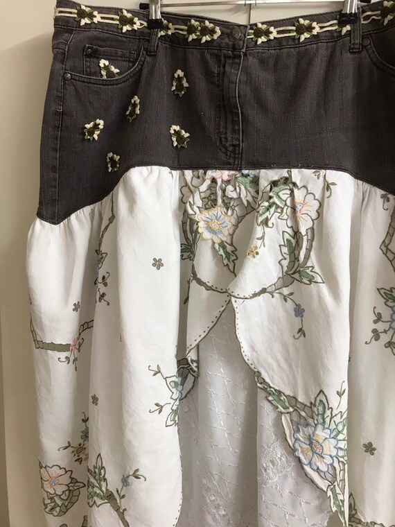 Size 14-16 DenimnLace tee top