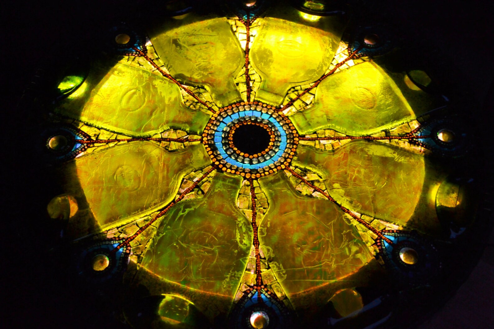 SOLD Mosaic table 'light box' upcycled green Etsy