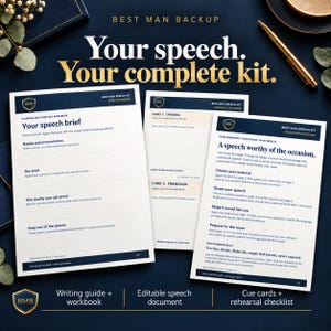 Op de afbeelding: Een speechkit voor de getuige met een gedrukt werkboek, bewerkbare spiekbriefjes en een schrijfgids. De documenten zijn wit met donkerblauwe koppen en gouden schildlogo's, voorzien van tekstprompts voor het plannen, schrijven en oefenen van een speech.