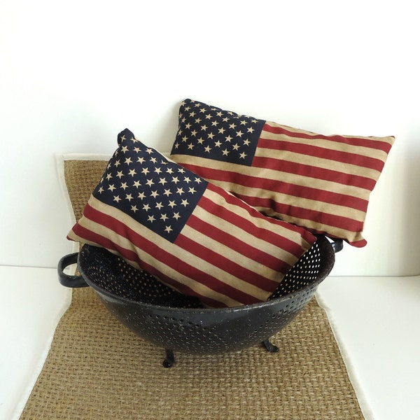 Primitive Patriotic American Flag Shelf Sitters, memorial independence day decoration,