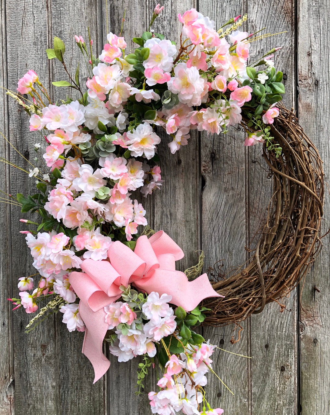 フラワー・ガーデニング Christmas wreathewktk Red Magnolia Wreath - [Pre Lit and Battery Operated