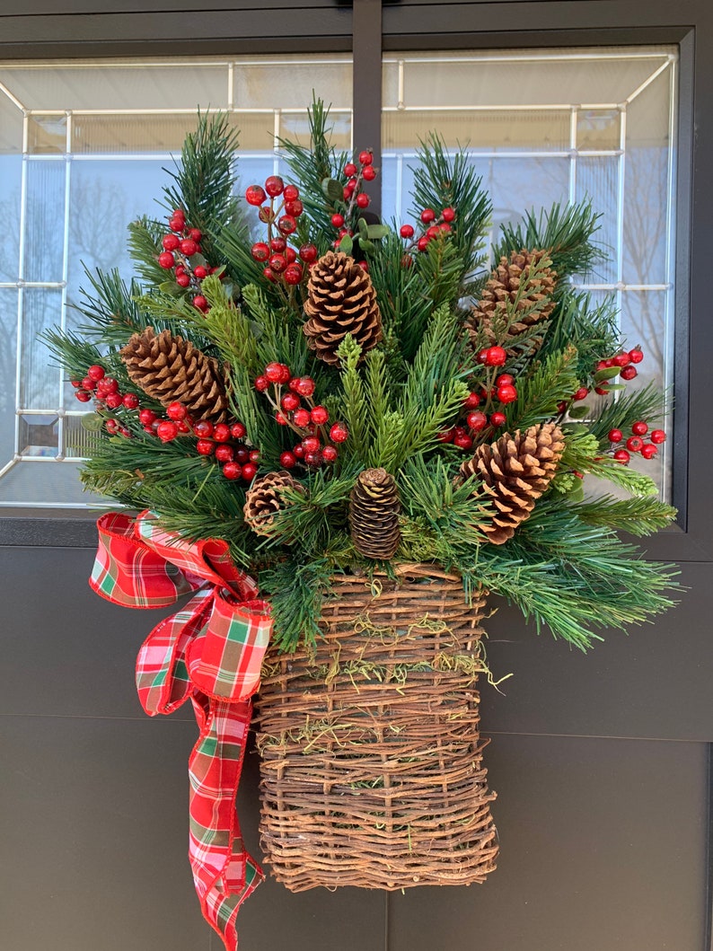 Christmas Basket Red Berry Basket Holiday Basket Pine Cone Etsy