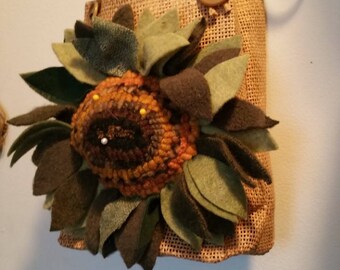Hooked Rug Sunflower Bag Pincushion Beaconhillcollect Hooked Rug Sunflower
