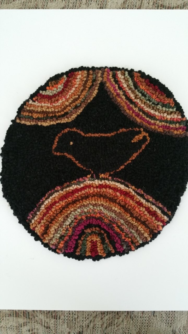 Hooked Rug Crow Hit Miss Farmhouse Decor Beaconhillcollect Farmhouse ...