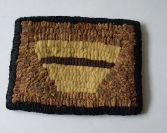 Yellow ware bowl Hooked Rug Beaconhillcollect Yelloware Hooked Rug