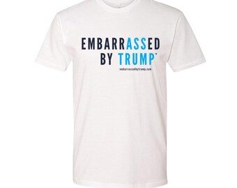 T-shirt "Embarrassed by Trump": 100% gekamd katoen, lichtgewicht pasvorm