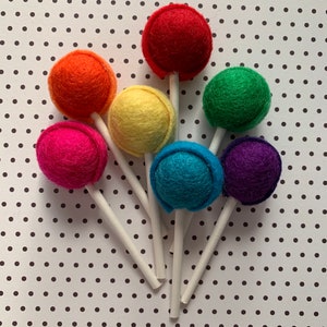 Felt lollipop hair clip