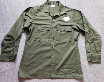 OG507 Utility Shirt, 1970/80s Army Fatigues.  MEDIUM.  Shirt E