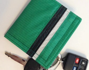 Recycled Paraglider Bifold Wallet: Green Eco-Friendly Minimalist Billfold