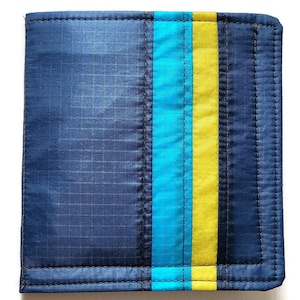 Porte-cartes pour homme, bleu gris, portefeuille recyclé pour parapente, pliage écologique à deux volets, portefeuille fin végétalien rayé, portefeuille mince minimaliste, futur bleu crépuscule