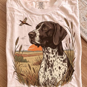 Camiseta vintage de los 90 con estampado de pointer alemán de pelo corto y faisán.