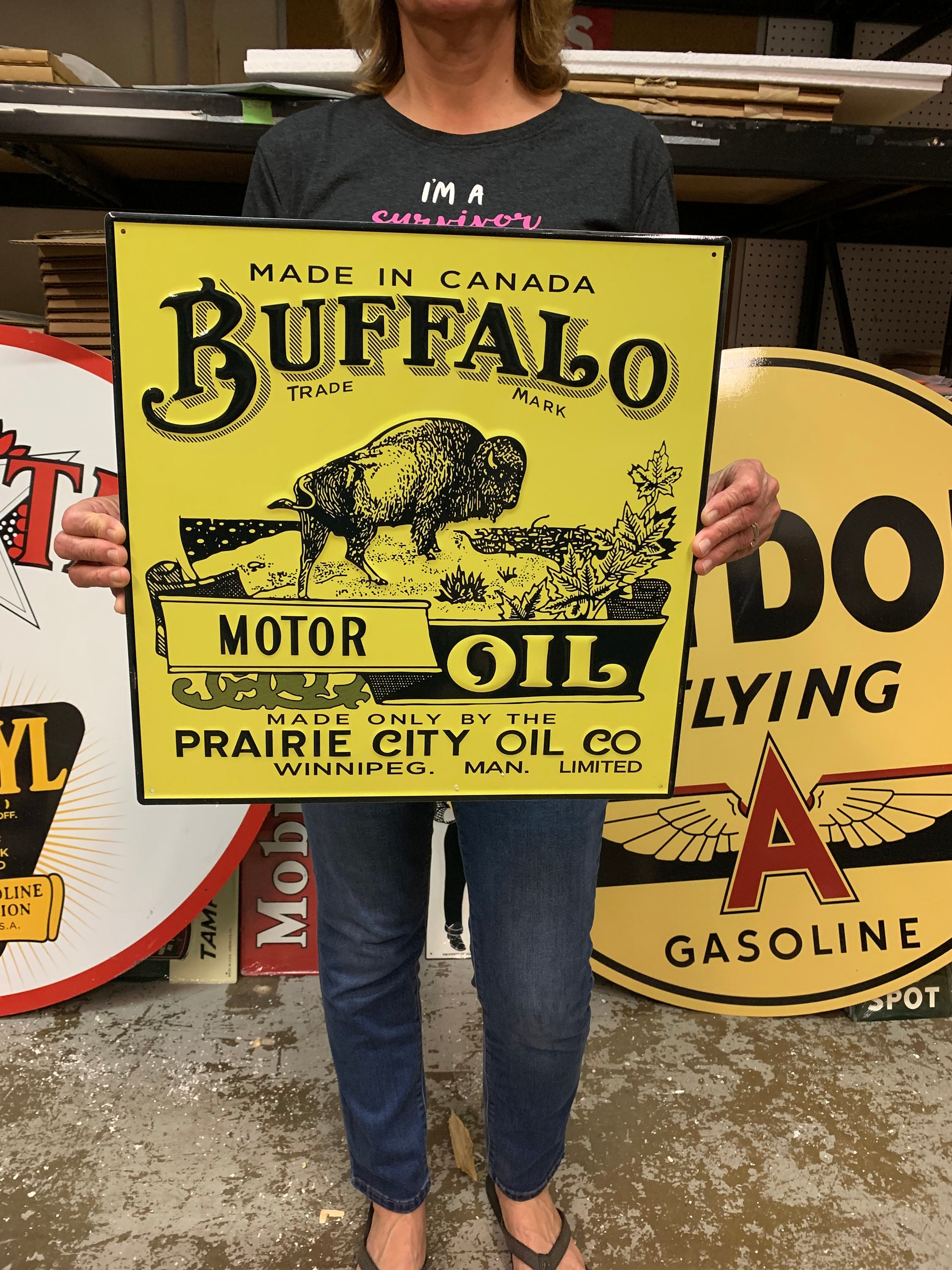 Vintage Antique Style Sign Buffalo Motor Oil Gasoline Made in USA, image size:2250x3000
