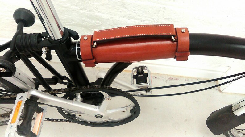 Leather Brompton carry handle