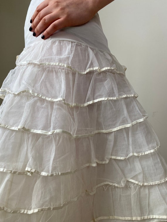 Vintage 50s White Ruffle Bridal Petticoat - image 4