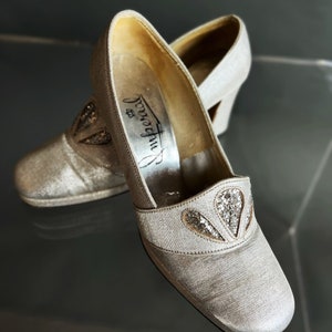 Vintage 40s Bridal Silver Metallic Heals 5.5