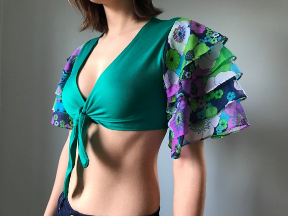 Vintage 70s Crop Top Flutter Sleeves